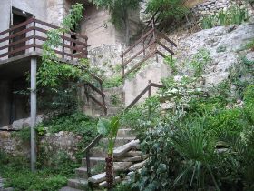 83 Susak Treppe.jpg